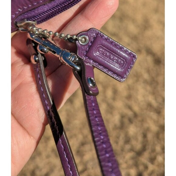 Coach Patent Leather Small Vertical Wristlet Pouch Purple Silver - Picture 9 of 11